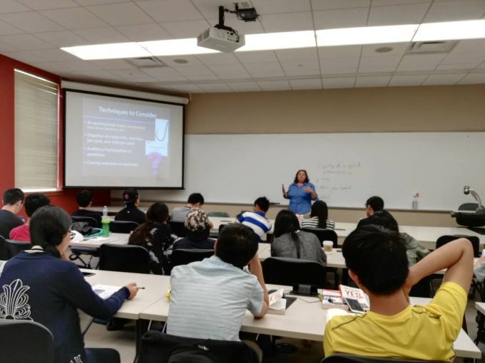 57bfb78a58b50.JPG 图片1 课堂剪影.JPG