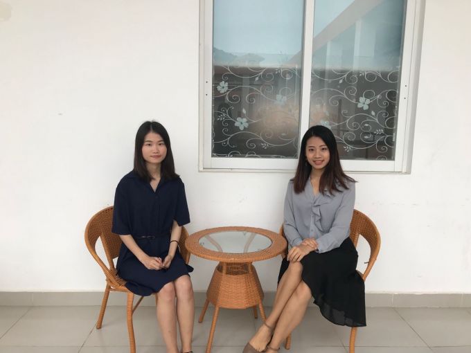 5bfe47214291b.jpg 作者合影.jpg