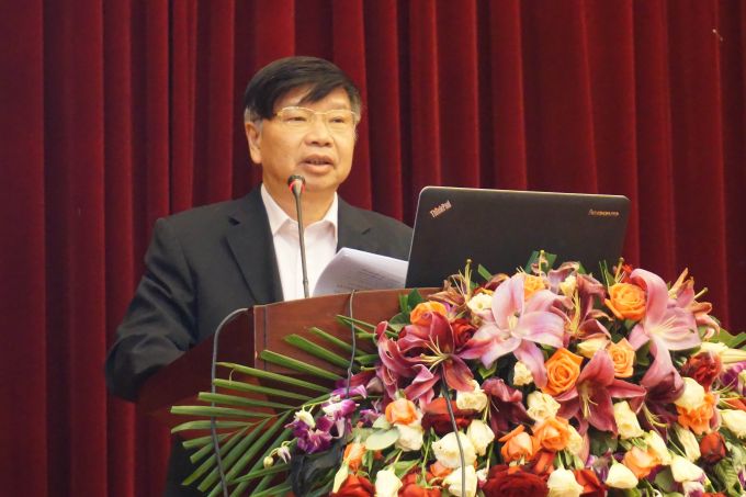 58553876dc426.JPG 李书记发言.JPG