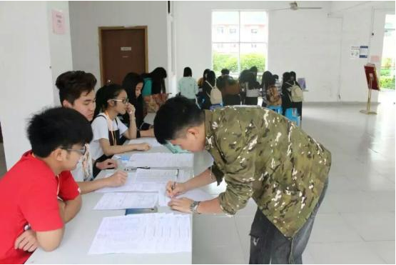 57232c614c89b.png Q1.png