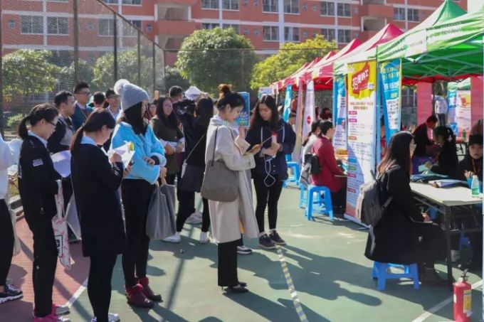 5a260d4ad67b3.jpg 5a260d4ad67b3.jpg