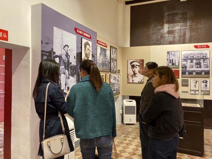 5df9dc42b41f9.jpg 2.jpg